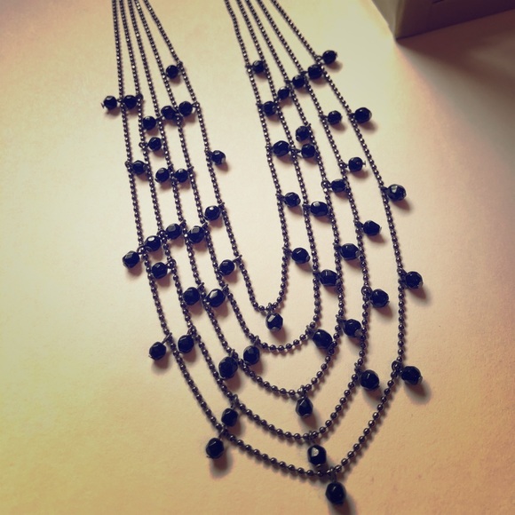 Stacked black beaded necklace - Picture 1 of 2